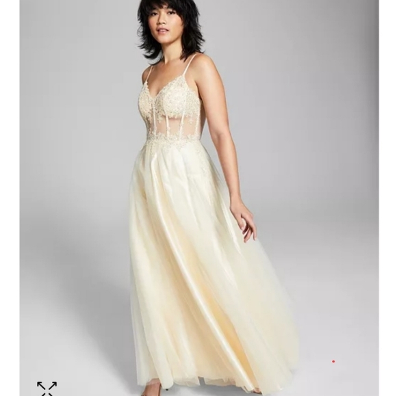 Corset Gown - Picture 1 of 4